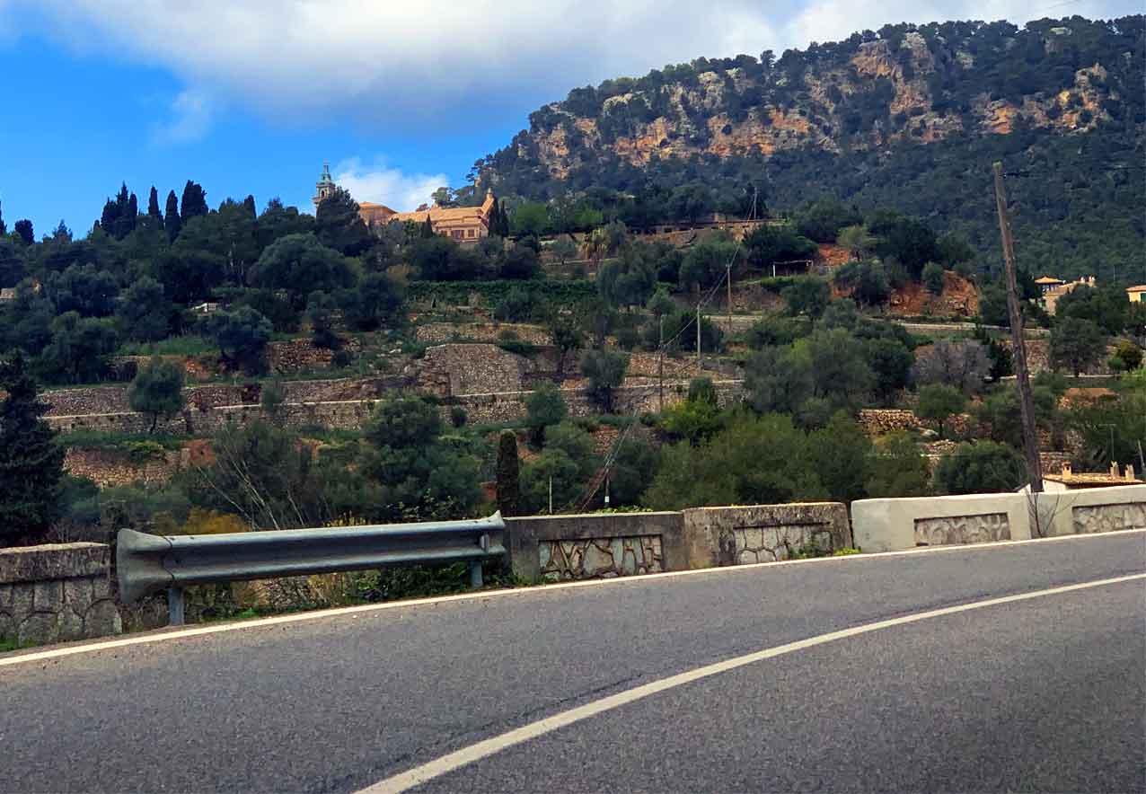 Cómo llegar a Valldemossa How to get to Valldemossa