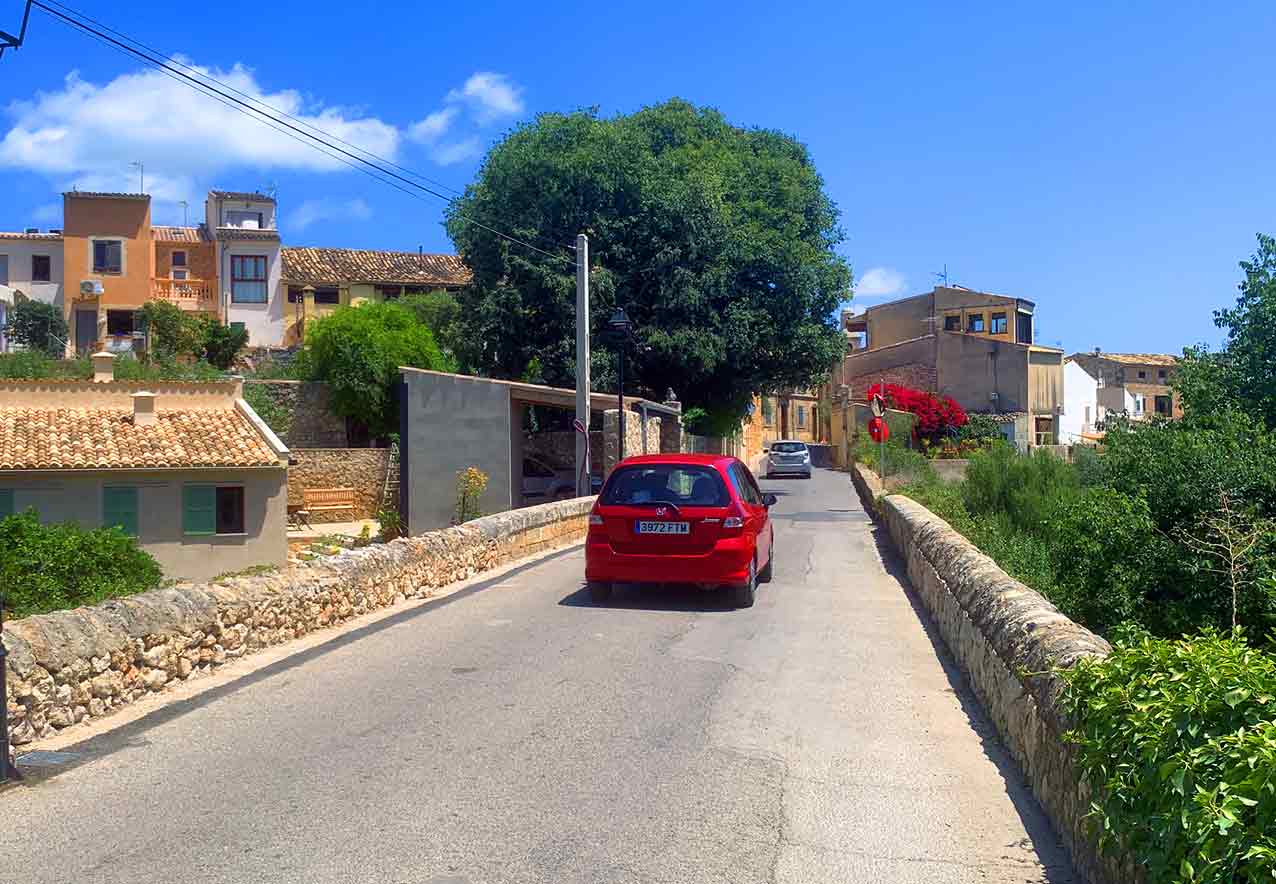 Llegar a Alarò get to Alaró